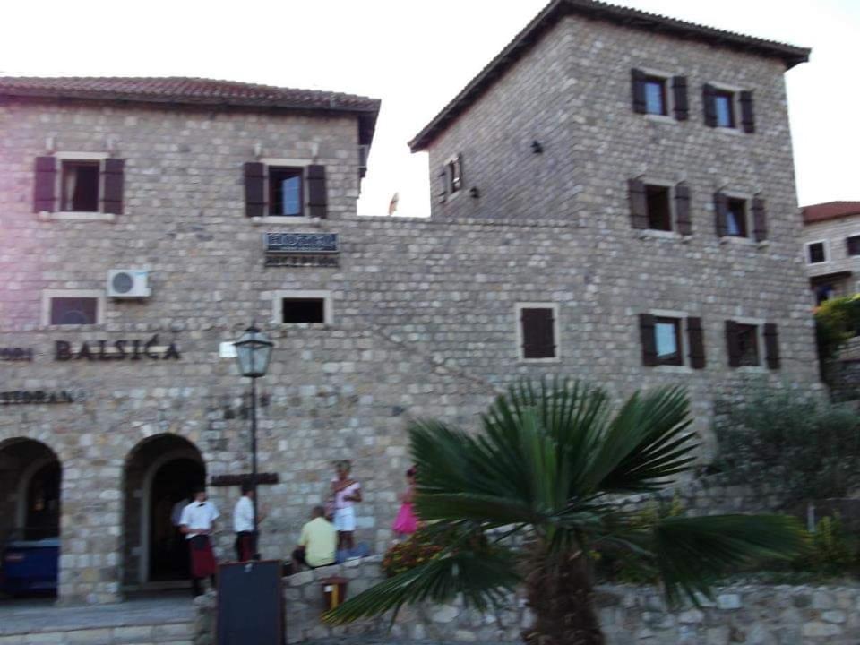 Apartments Emerald Ulcinj Eksteriør billede