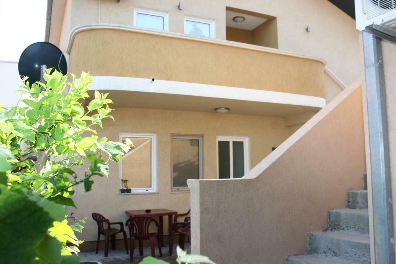 Apartments Emerald Ulcinj Eksteriør billede